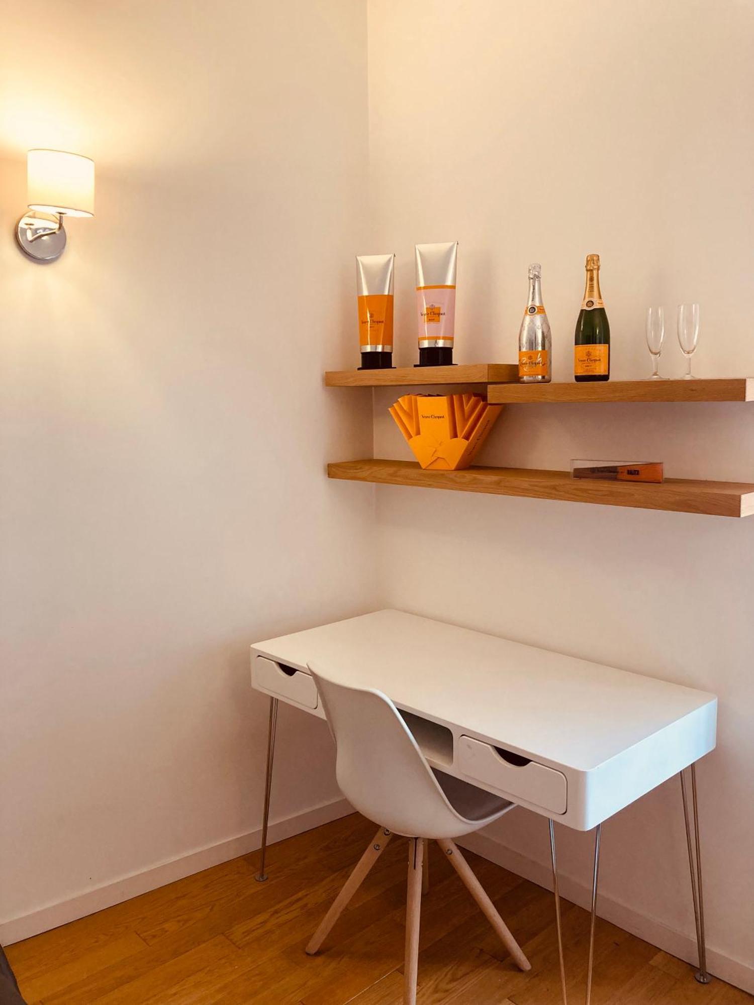 So Guest- Luxueux Appartement, Ancienne Maison De Champagne Proche Cathedrale ランス エクステリア 写真