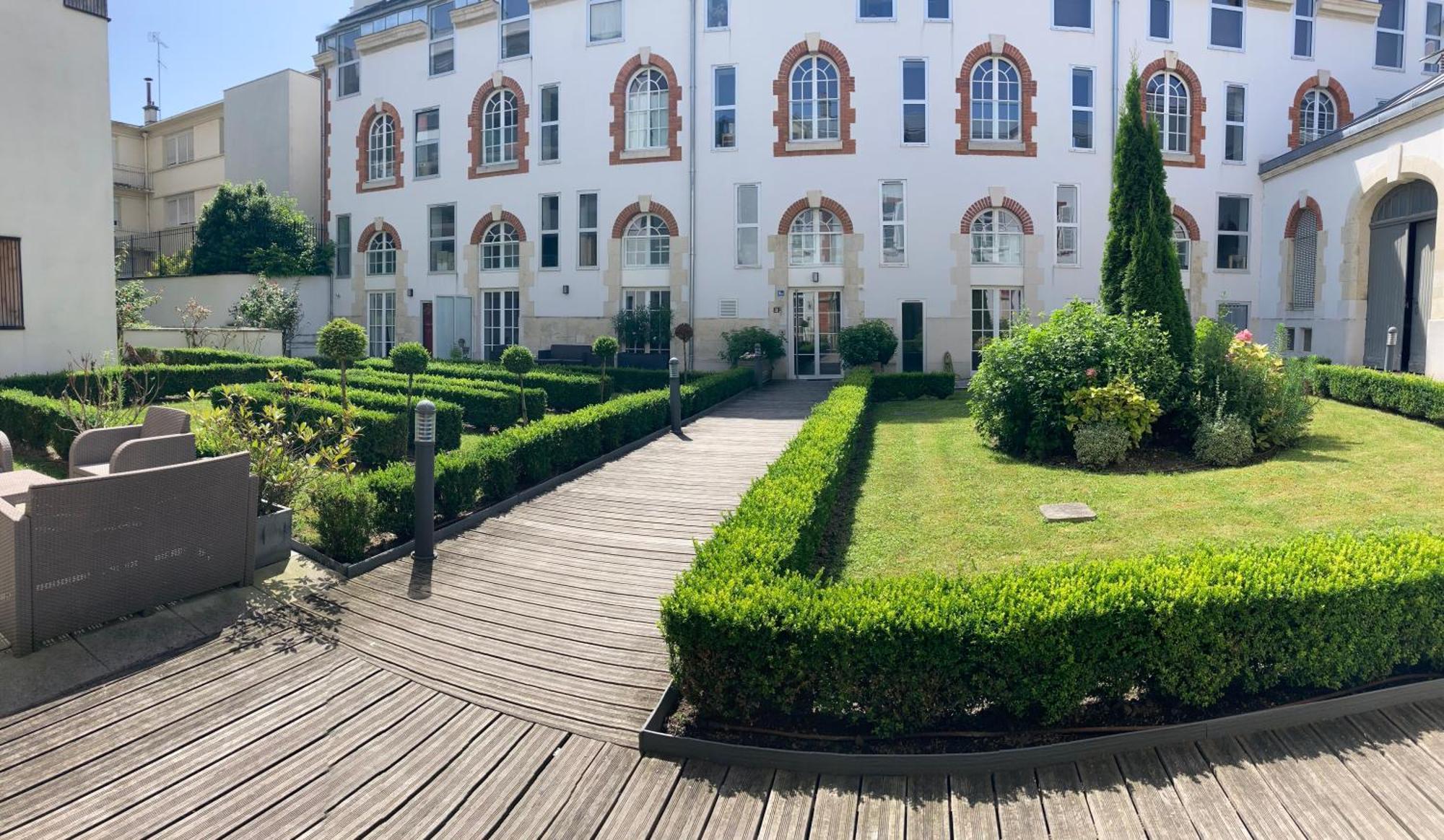 So Guest- Luxueux Appartement, Ancienne Maison De Champagne Proche Cathedrale ランス エクステリア 写真