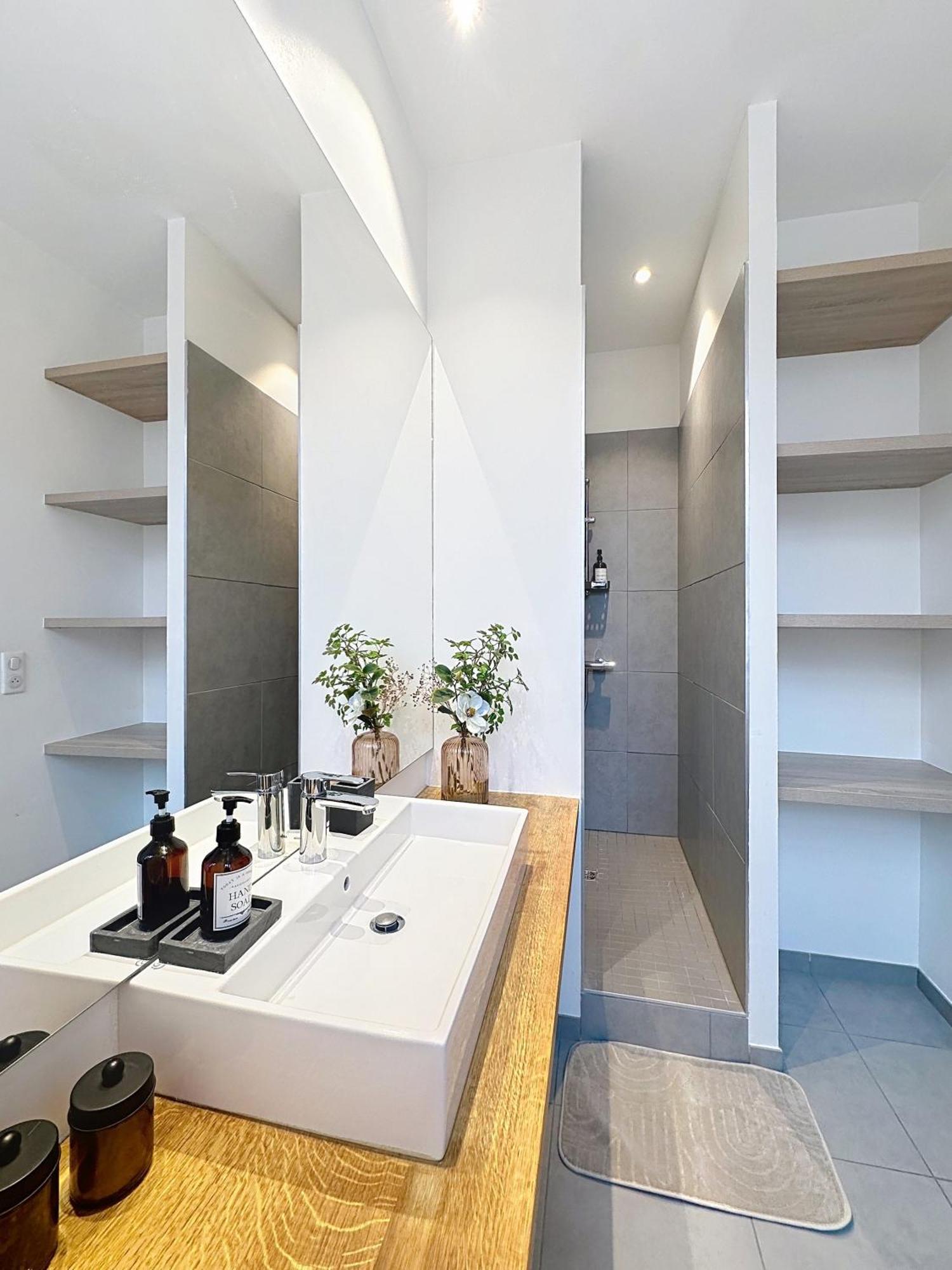 So Guest- Luxueux Appartement, Ancienne Maison De Champagne Proche Cathedrale ランス エクステリア 写真